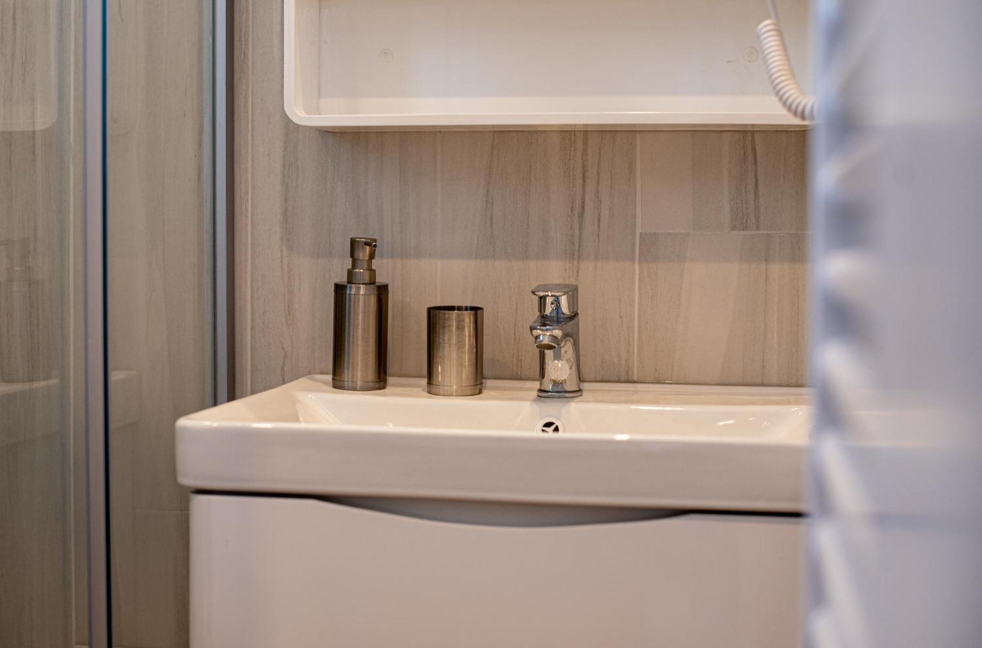 Masticha Apartment Oinofyta ภายนอก รูปภาพ